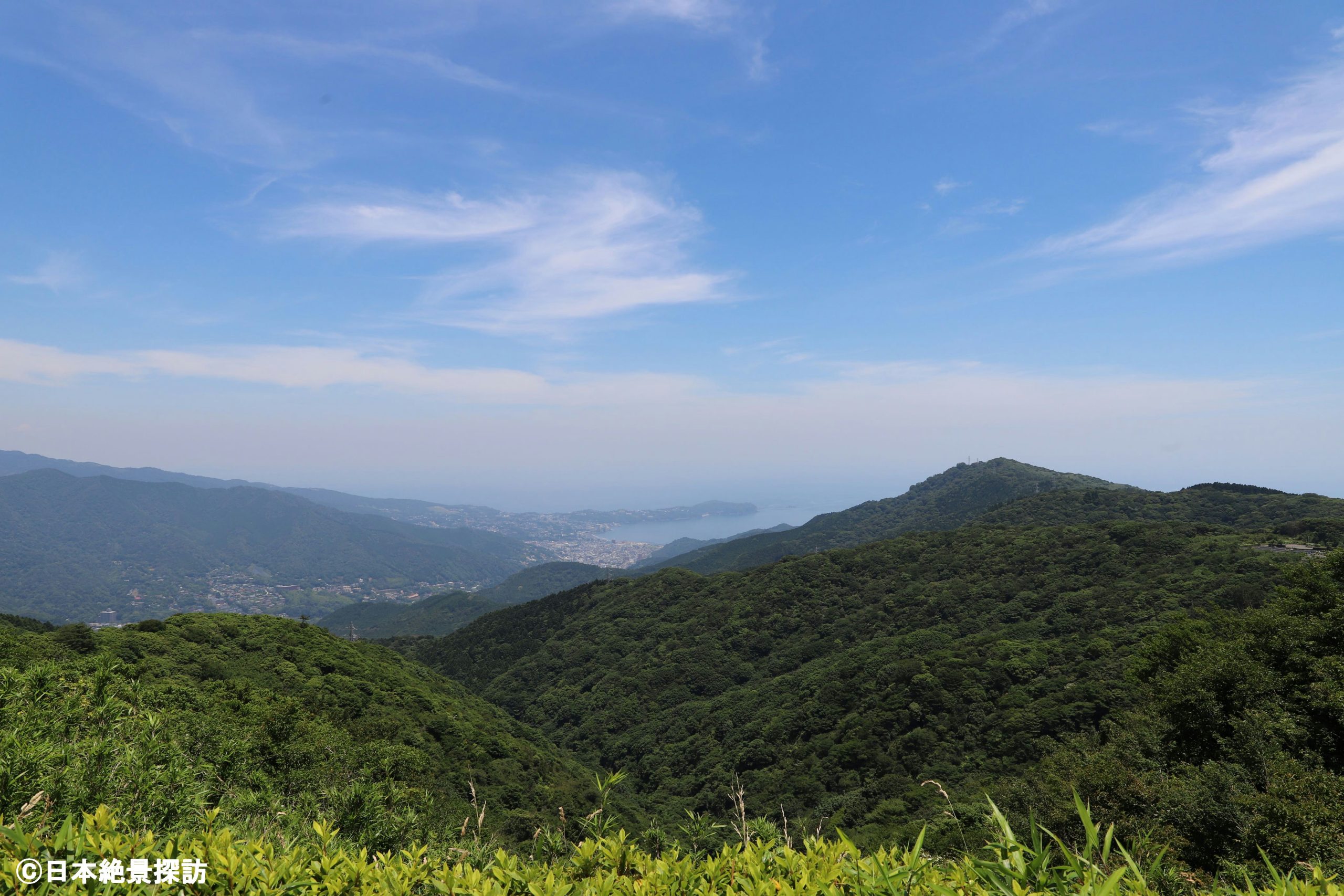 十国峠展望台（静岡県函南町）から見る真鶴半島