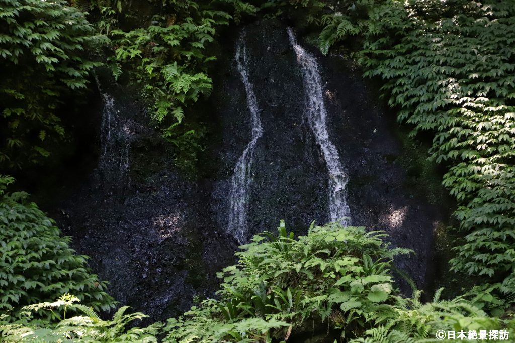 白玉の滝（新潟県新潟市秋葉区）・雌滝
