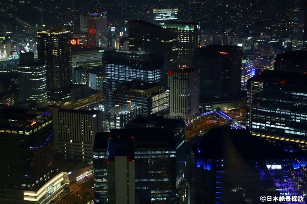 横浜ランドマークタワー「スカイガーデン」（神奈川県横浜市西区）・横浜駅の夜景