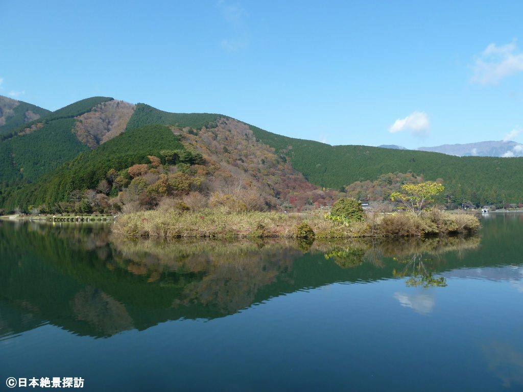 秋の田貫湖（静岡県富士宮市）