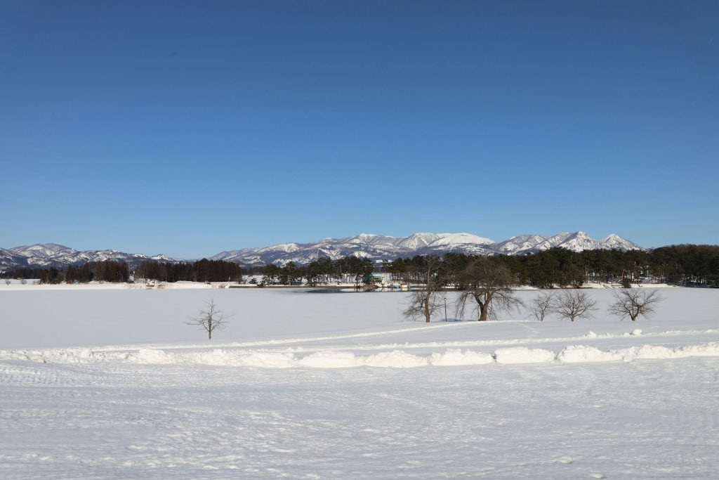徳良湖（山形県尾花沢市）（雪景色）