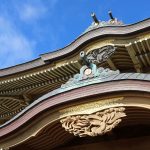 蕪島神社（青森県八戸市）と青空
