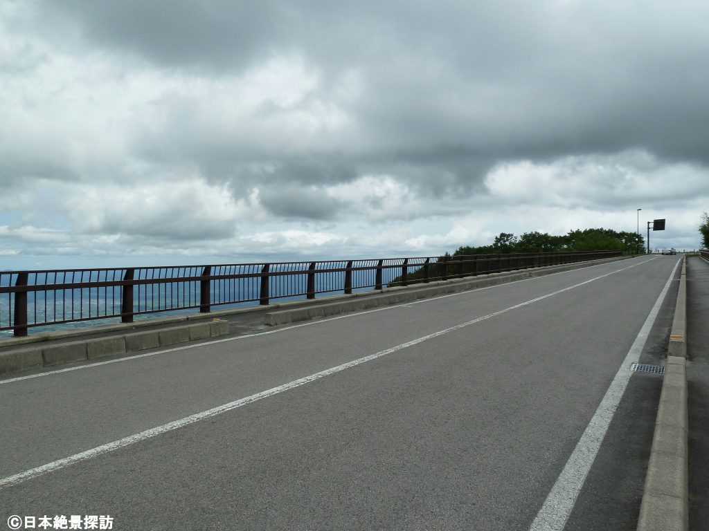 不動沢橋（福島県福島市）・雲の高さへ近づく...