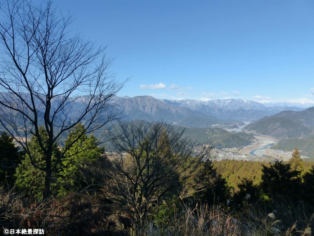 白鳥山森林公園（山梨県南部町）・富士川方面の景色も美しい