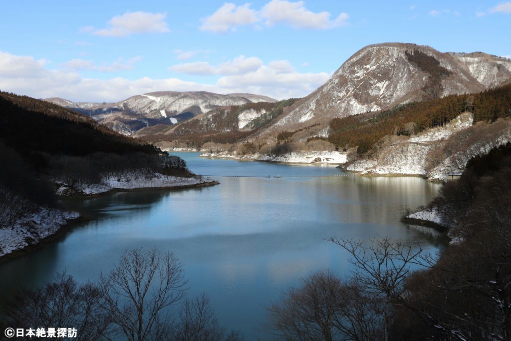 展望テラスから見た鳴子ダム（宮城県大崎市）全景