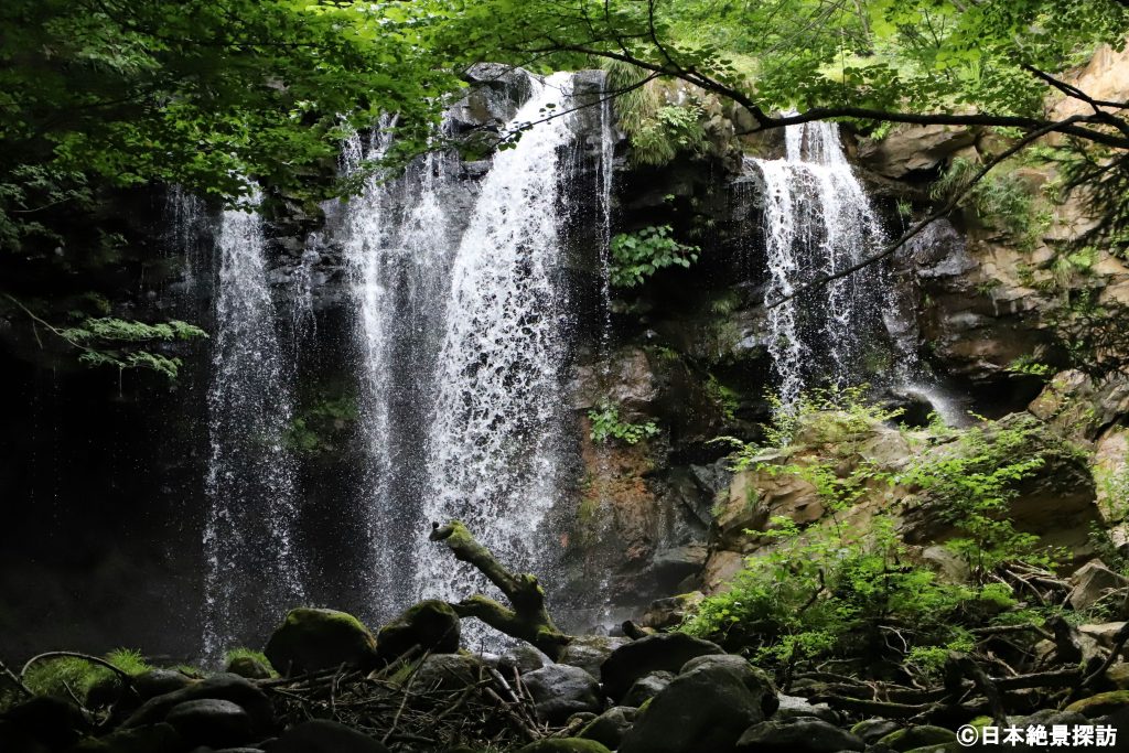 乙女の滝（栃木県那須塩原市）・滝壺からの全景