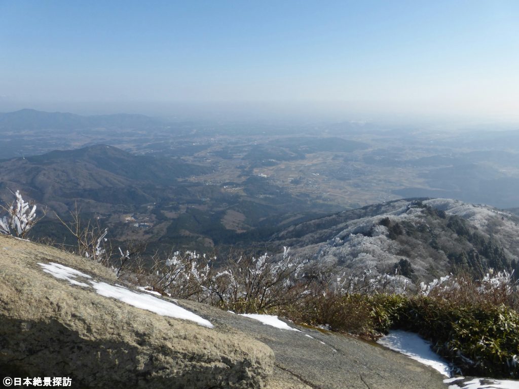筑波山ロープウェイ（茨城県つくば市）・冬の女体山山頂から