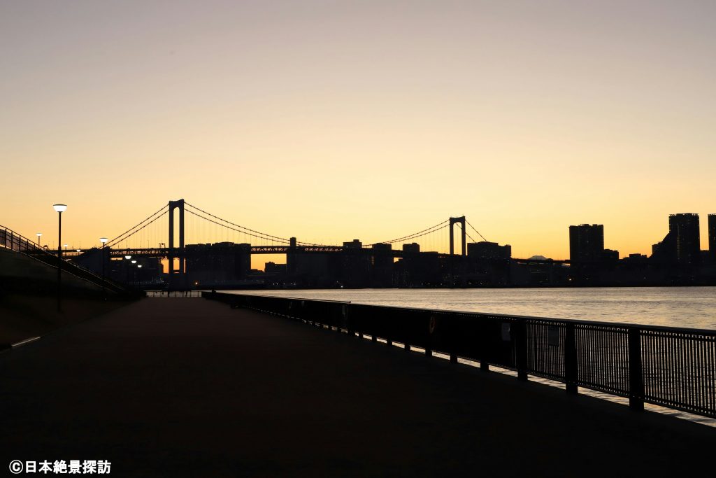 豊洲ぐるり公園（東京都江東区）・歩いて来た道を振り返る