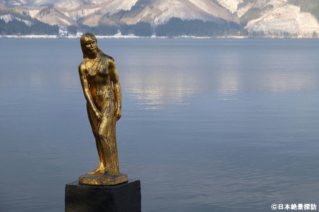 たつこ像（アップ）（秋田県仙北市）